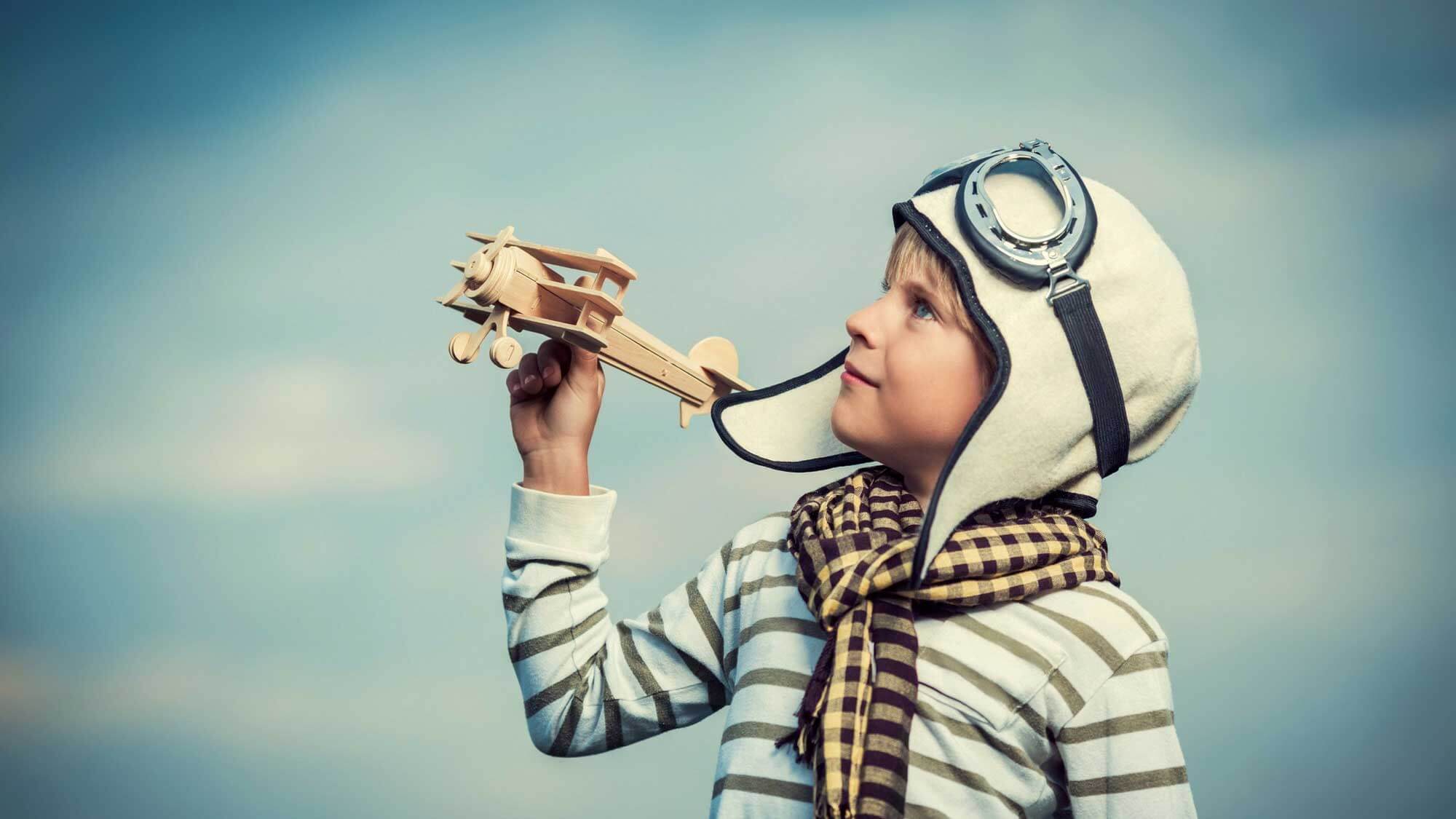 BECOME AN AIRPLANE (A) PILOT